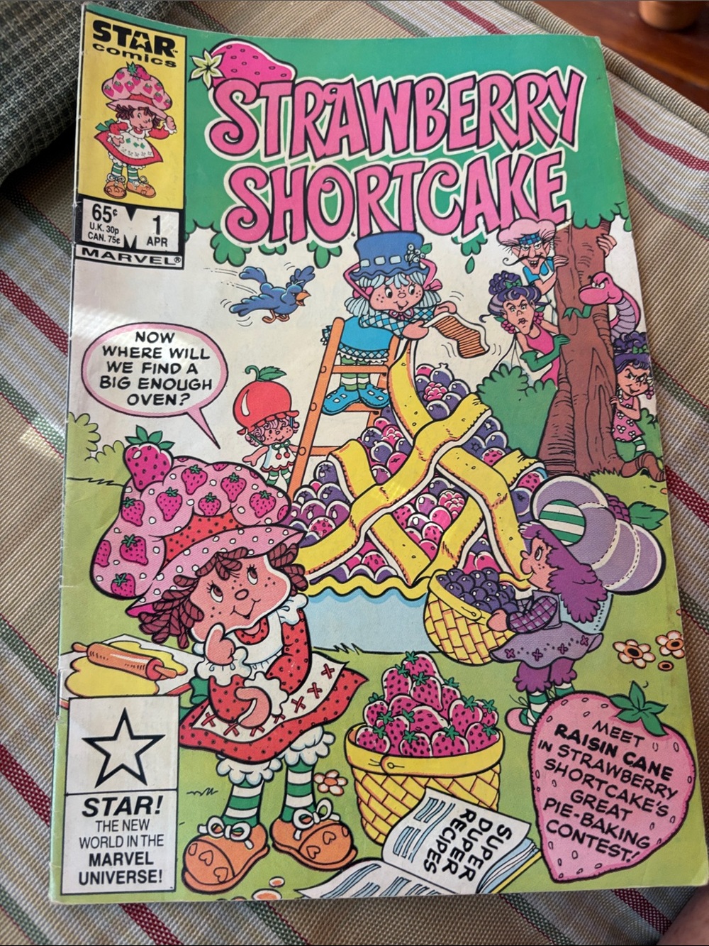 Marvel Strawberry Shortcake Comic Book - Pink, Green, Yellow